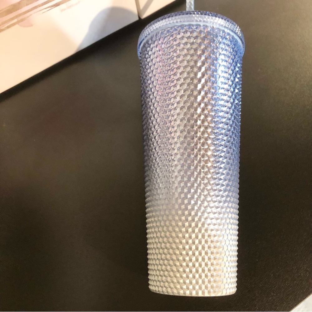 Limited Edition Studded Starbucks 24 oz Venti Cold Navy Ombré Gradient Tumbler - Picture 6 of 12